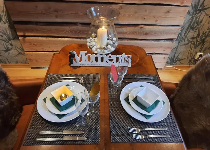 Feriehus Zwijntje I With Floral Garden